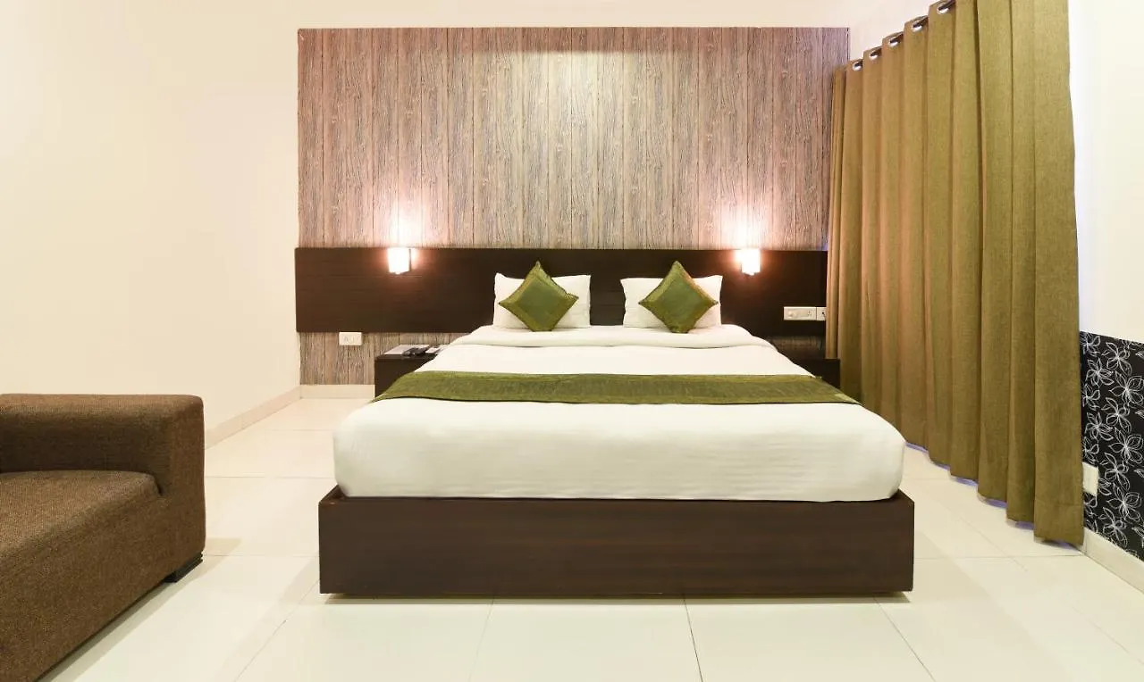 Treebo Aksh Palace Gurgaon